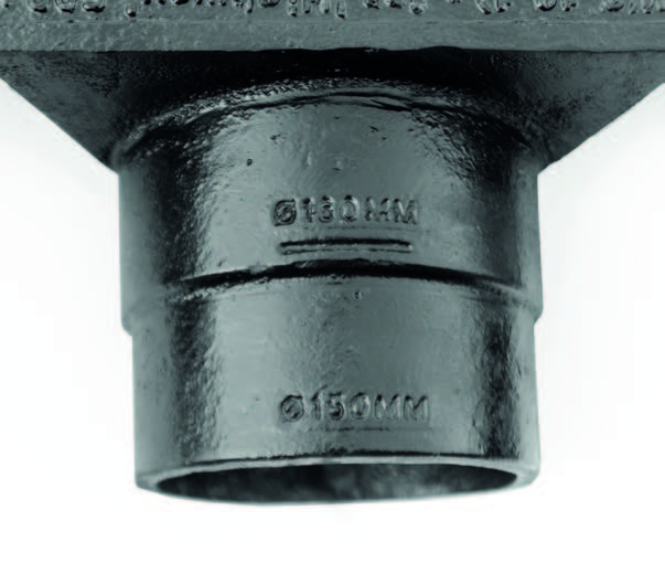 Gully chute connector spigot