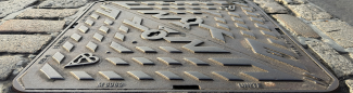 Unite manhole cover